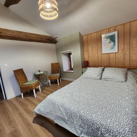 Chambres D'Hotes Aux Petits Belezins Saint-Amour  Exterior photo